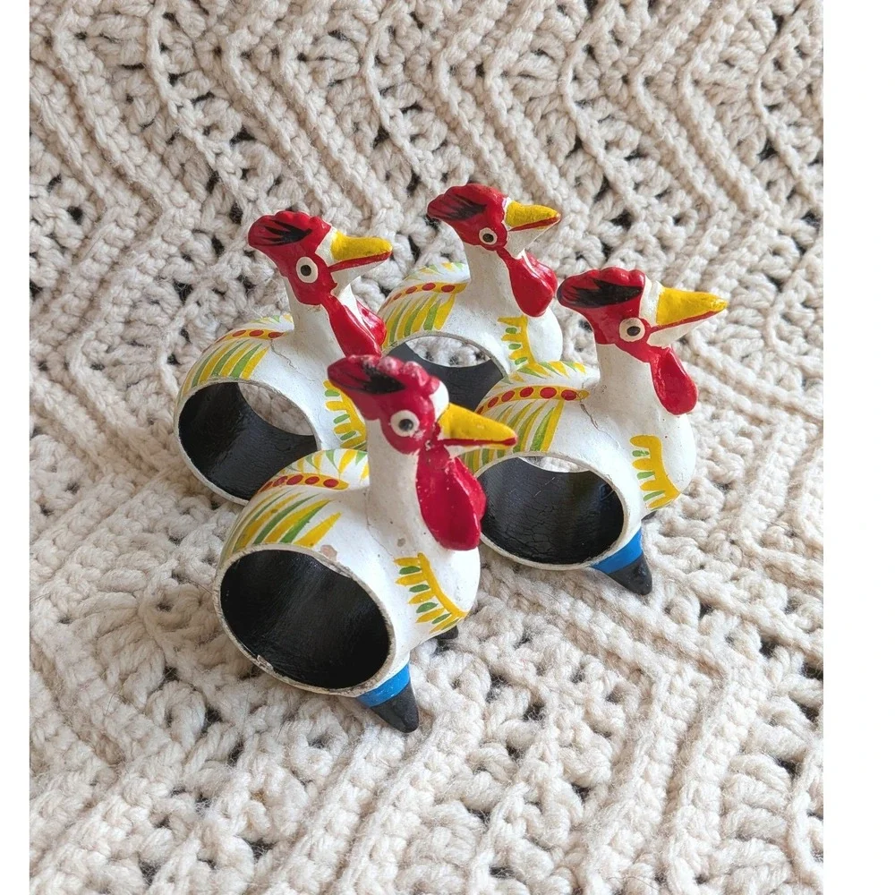 Vintage Hand Painted Rooster Napkin Rings‎ Set of 4 Folk Art Farmhouse Decor